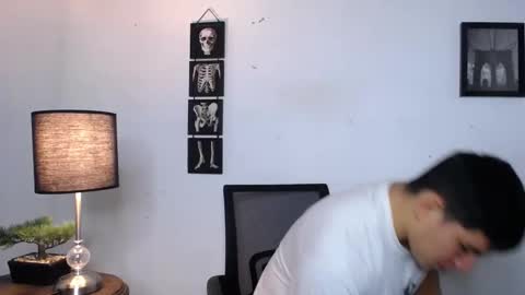 james_cr online show from November 21, 5:17 am