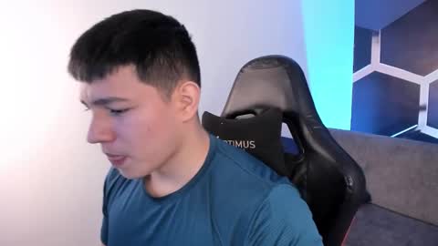 james_cr online show from January 15, 3:11 am