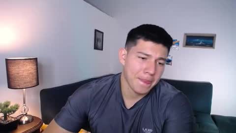 Snapshot of james_cr chatting on February 17, 1:46 am james_cr online show from February 17, 1:46 am