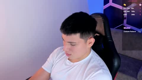 Snapshot of james_cr chatting on February 22, 3:29 am james_cr online show from February 22, 3:29 am