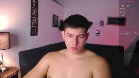 Snapshot of james_cr chatting on February 25, 11:47 pm james_cr online show from February 25, 11:47 pm