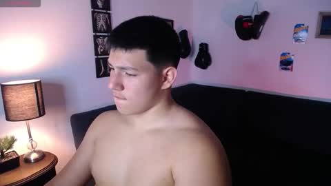 Snapshot of james_cr chatting on March 11, 1:55 am james_cr online show from March 11, 1:55 am