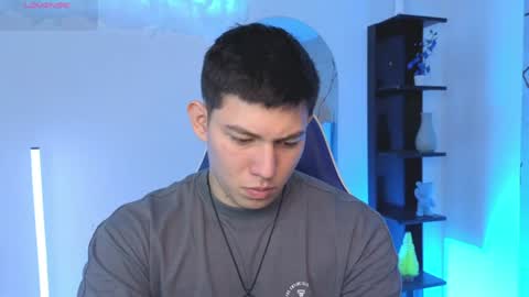 james_cr online show from June 15, 12:29 pm