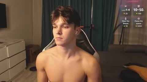 James online show from October 5, 9:45 pm