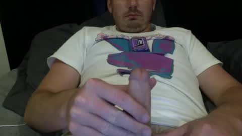 Snapshot of jamesbay367 chatting on April 10, 6:40 am jamesbay367 online show from April 10, 6:40 am