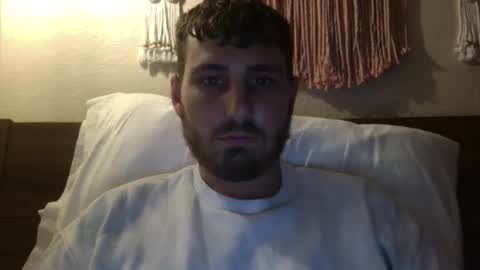 Snapshot of jamesbay367 chatting on May 6, 3:24 am jamesbay367 online show from May 6, 3:24 am