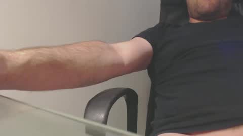 Snapshot of jamesbond514 chatting on October 27, 2:04 am jamesbond514 online show from October 27, 2:04 am
