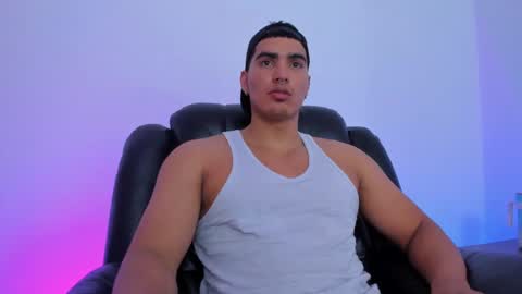 Snapshot of jamesgraay chatting on January 28, 9:51 am James Gray online show from January 28, 9:51 am