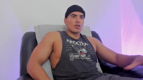 Snapshot of jamesgraay chatting on March 3, 8:00 pm James Gray online show from March 3, 8:00 pm