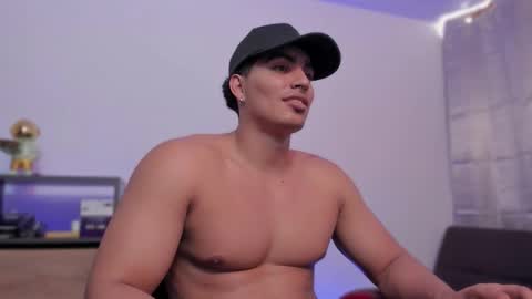 Snapshot of jamesgraay chatting on September 11, 6:08 pm James Gray online show from September 11, 6:08 pm