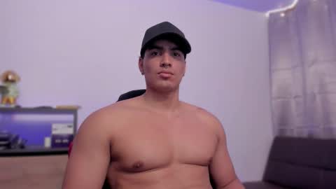 Snapshot of jamesgraay chatting on September 12, 5:57 pm James Gray online show from September 12, 5:57 pm