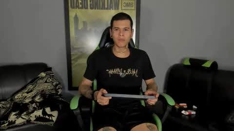 Jamesinked  online show from January 26, 2:14 am