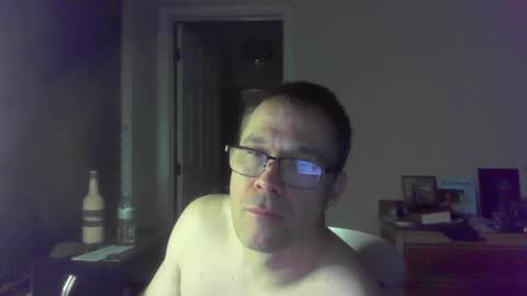 Snapshot of jamesjewels chatting on November 23, 6:35 am jamesjewels online show from November 23, 6:35 am