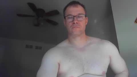 Snapshot of jamesjewels chatting on November 24, 5:01 pm jamesjewels online show from November 24, 5:01 pm