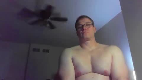 Snapshot of jamesjewels chatting on November 29, 2:58 am jamesjewels online show from November 29, 2:58 am