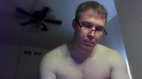 Snapshot of jamesjewels chatting on April 4, 2:10 am jamesjewels online show from April 4, 2:10 am