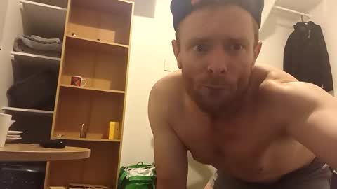 jamesloveridge901 online show from June 27, 5:56 am