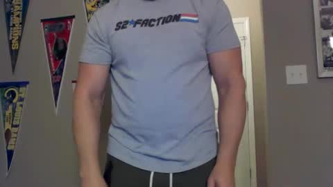 Snapshot of jamesmckendree chatting on December 1, 12:32 pm jamesmckendree online show from December 1, 12:32 pm