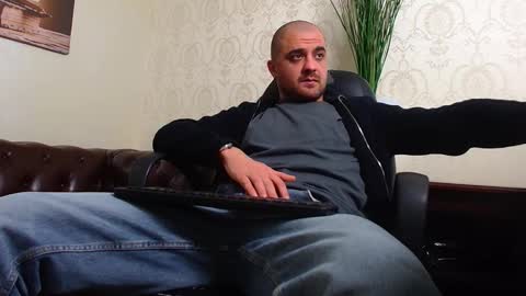 Snapshot of jamesmyersx chatting on December 19, 7:26 am JamesMyers online show from December 19, 7:26 am