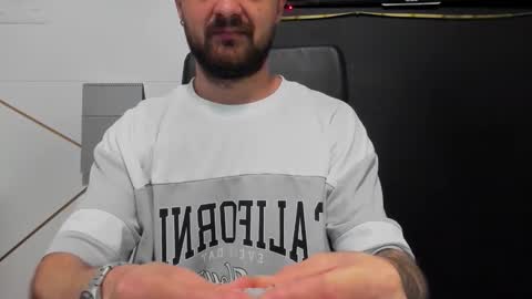 Snapshot of jamesmyersx chatting on March 23, 5:00 am JamesMyers online show from March 23, 5:00 am