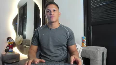 James Owenn online show from August 1, 5:07 am