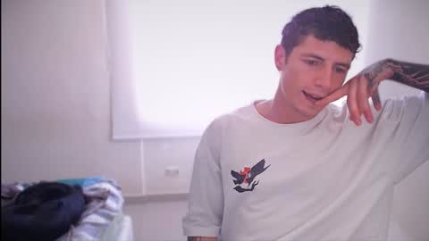 jamesss____ online show from January 20, 2:36 pm