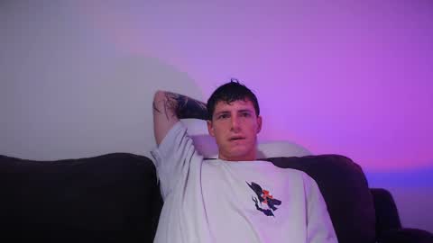jamesss____ online show from February 17, 4:20 am