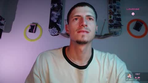 jamesss____ online show from November 3, 4:36 am