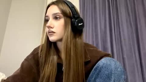 Snapshot of jamestica chatting on September 14, 7:13 pm Milena online show from September 14, 7:13 pm