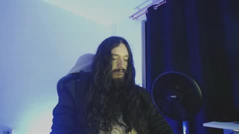 Snapshot of jamesvladi chatting on January 12, 3:39 am vlad online show from January 12, 3:39 am