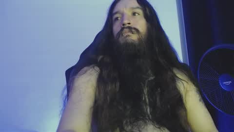 Snapshot of jamesvladi chatting on January 13, 2:28 am vlad online show from January 13, 2:28 am