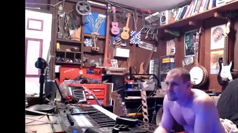 Snapshot of jameswebbscope chatting on February 4, 9:49 am Jameswebbscope online show from February 4, 9:49 am