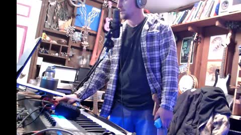 Snapshot of jameswebbscope chatting on February 9, 4:25 am Jameswebbscope online show from February 9, 4:25 am