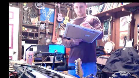 Snapshot of jameswebbscope chatting on February 13, 12:21 pm Jameswebbscope online show from February 13, 12:21 pm