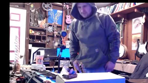 Snapshot of jameswebbscope chatting on February 14, 3:00 am Jameswebbscope online show from February 14, 3:00 am