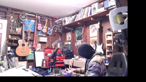 Snapshot of jameswebbscope chatting on March 6, 8:19 am Jameswebbscope online show from March 6, 8:19 am