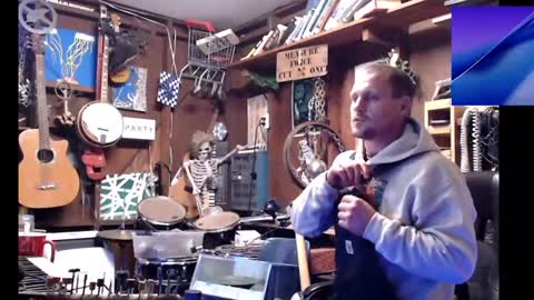 Snapshot of jameswebbscope chatting on October 1, 6:52 am Jameswebbscope online show from October 1, 6:52 am