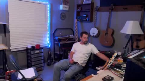 Jameswebbscope online show from April 29, 9:35 am