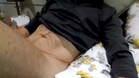 Snapshot of jameswhite5001 chatting on March 30, 4:08 pm jameswhite5001 online show from March 30, 4:08 pm