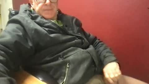 jamie291044 online show from July 2, 9:43 pm