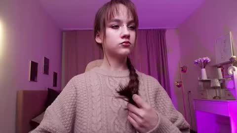 jamie_chung online show from January 17, 1:10 am