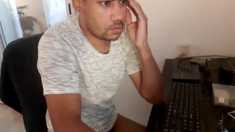 Snapshot of jamielonnas chatting on March 2, 5:08 am Jamie Lonnas online show from March 2, 5:08 am