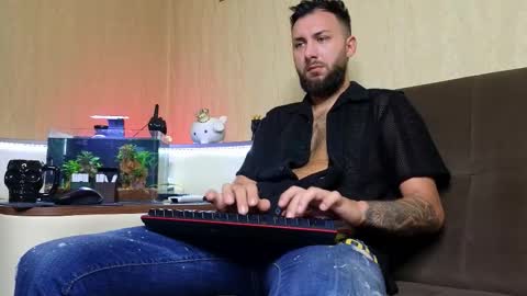 Snapshot of jamienoxus chatting on October 2, 7:59 am Robbie online show from October 2, 7:59 am