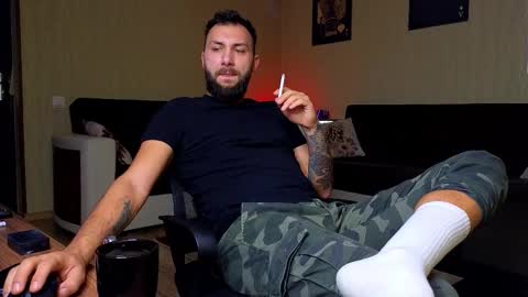 Snapshot of jamienoxus chatting on October 6, 4:54 am Robbie online show from October 6, 4:54 am