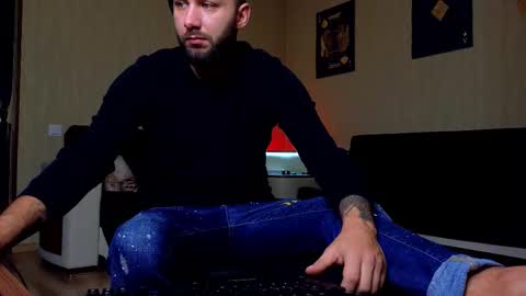 Snapshot of jamienoxus chatting on October 20, 5:41 am Robbie online show from October 20, 5:41 am