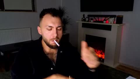 Snapshot of jamienoxus chatting on November 17, 7:03 am Robbie online show from November 17, 7:03 am