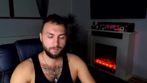 Snapshot of jamienoxus chatting on November 26, 6:47 am Robbie online show from November 26, 6:47 am