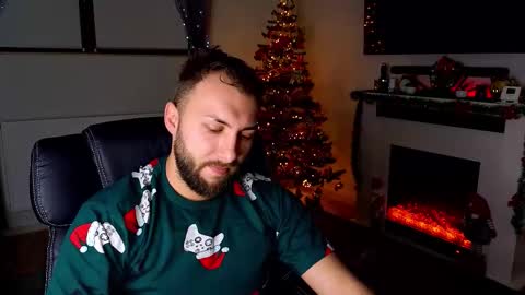 Snapshot of jamienoxus chatting on December 19, 6:20 am Robbie online show from December 19, 6:20 am