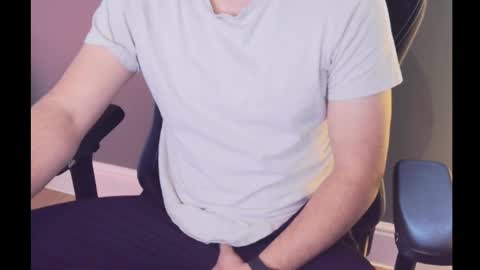 Snapshot of jammyedge chatting on January 7, 8:50 am Jammy online show from January 7, 8:50 am