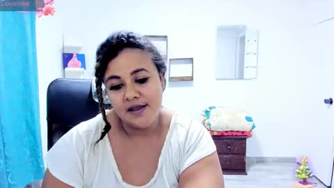 jan_milkhot online show from December 13, 2:54 am